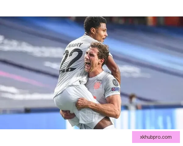 格纳布里与戈雷茨卡携手上演拜仁精彩庆祝瞬间